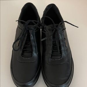 Aetrex shoes size 7M